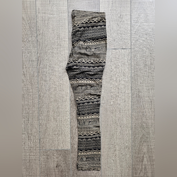 TNA Leggings - Picture 11 of 12